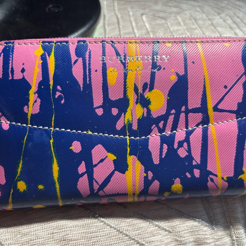 Burberry Graffiti Splash Zip-Around Wallet